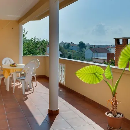 Grancaric Apartment *